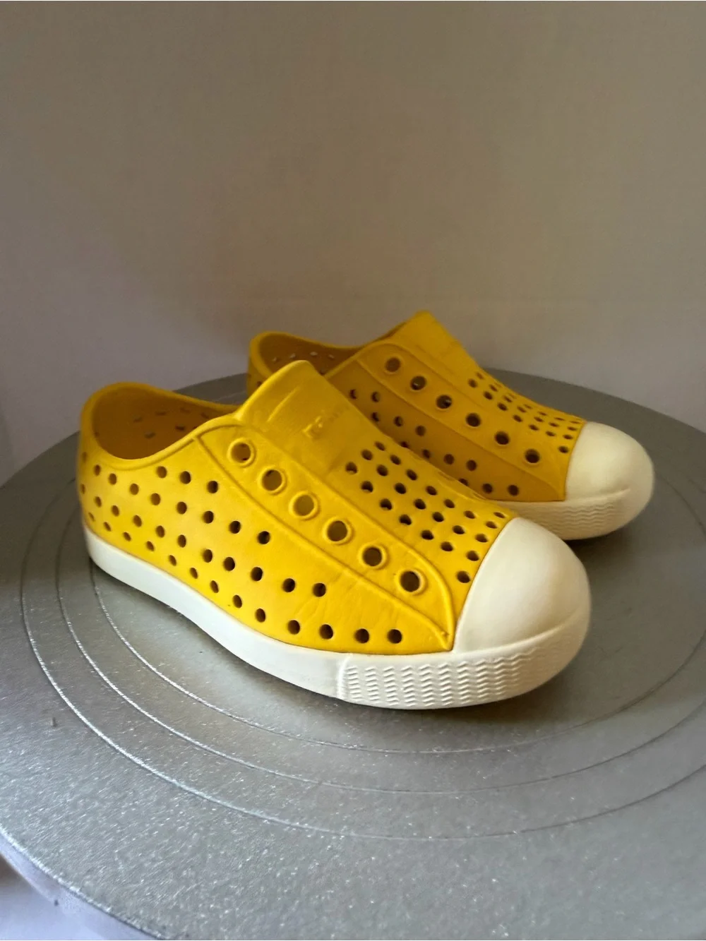 Native Shoe Jefferson Water Shoes Sz C7 Kids